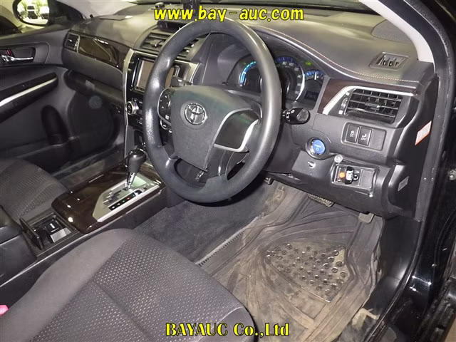 TOYOTA CAMRY