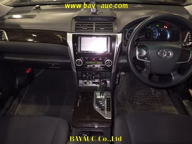 TOYOTA CAMRY