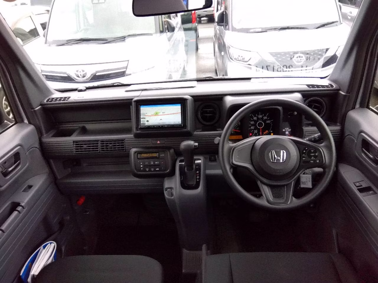 HONDA N-VAN