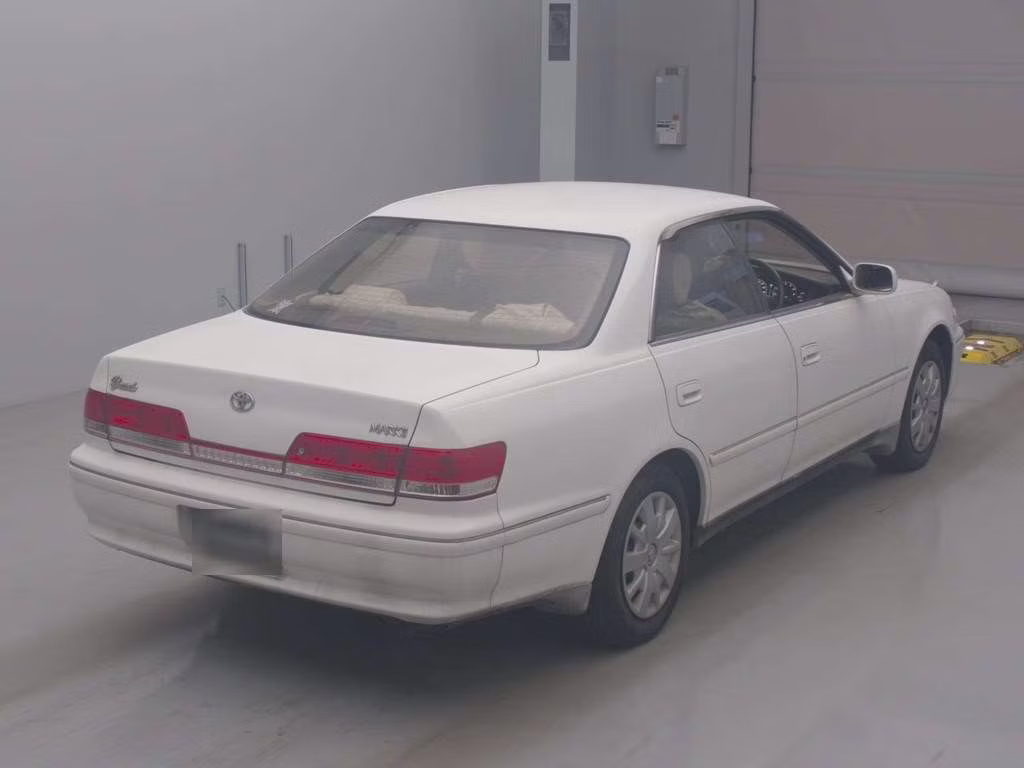 TOYOTA MARK II