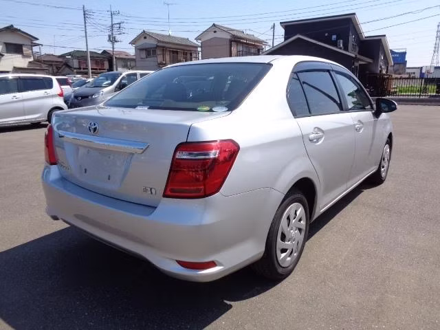 TOYOTA COROLLA AXIO