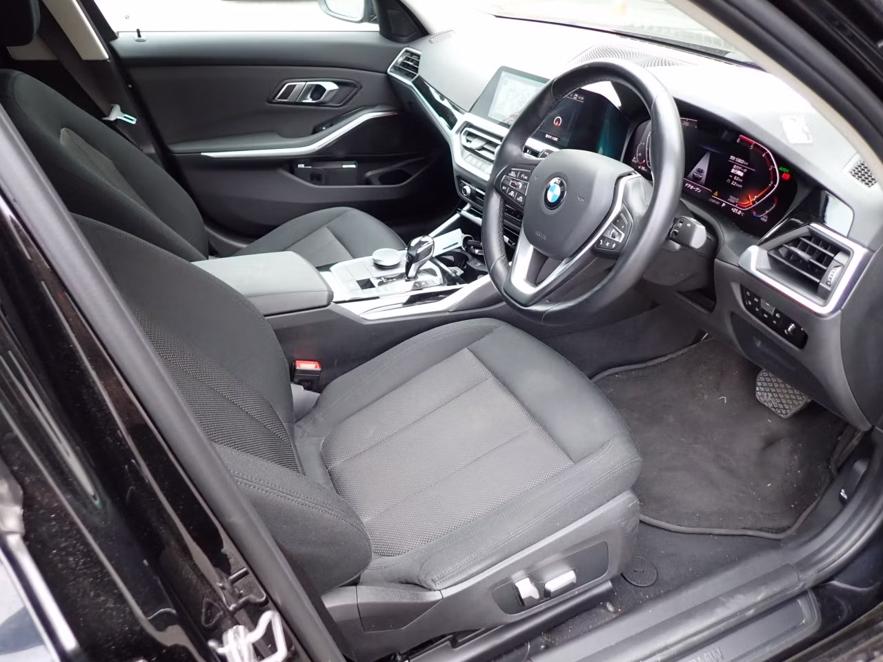BMW 3-SERIES