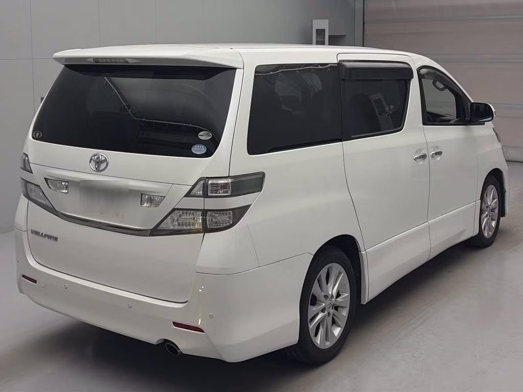 TOYOTA VELLFIRE