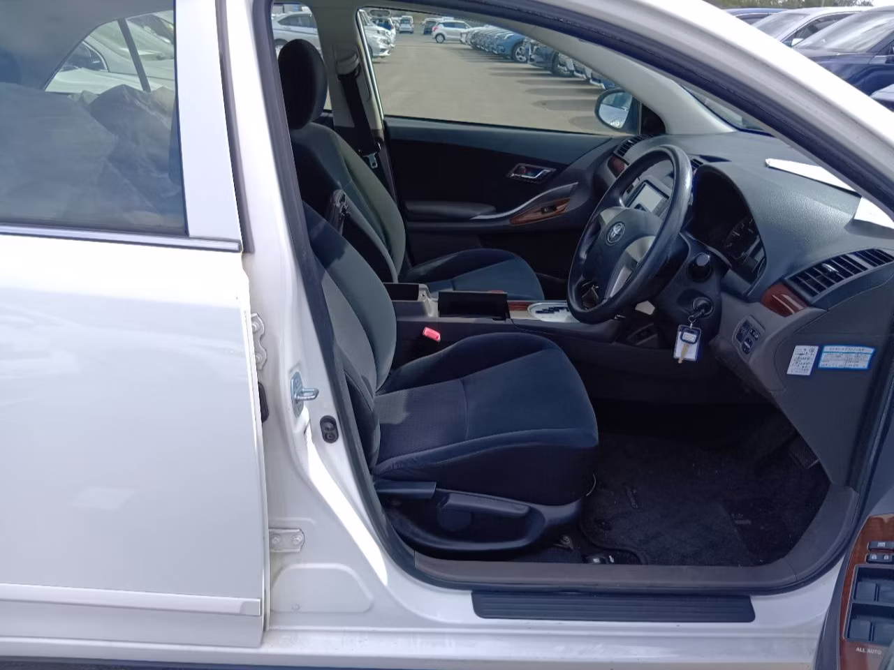 TOYOTA PREMIO