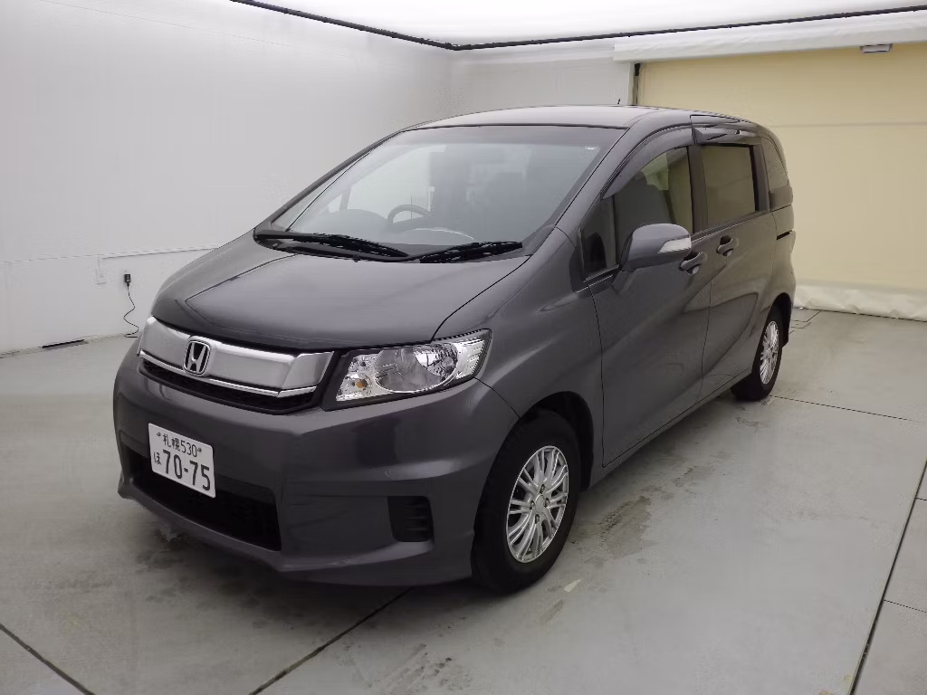 HONDA FREED SPIKE