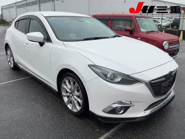MAZDA AXELA