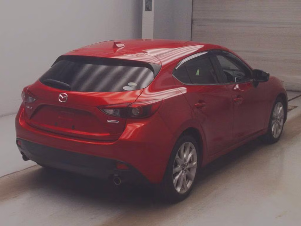 MAZDA AXELA