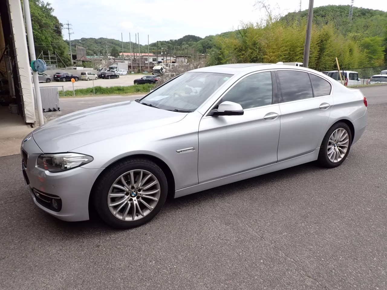 BMW 5-SERIES