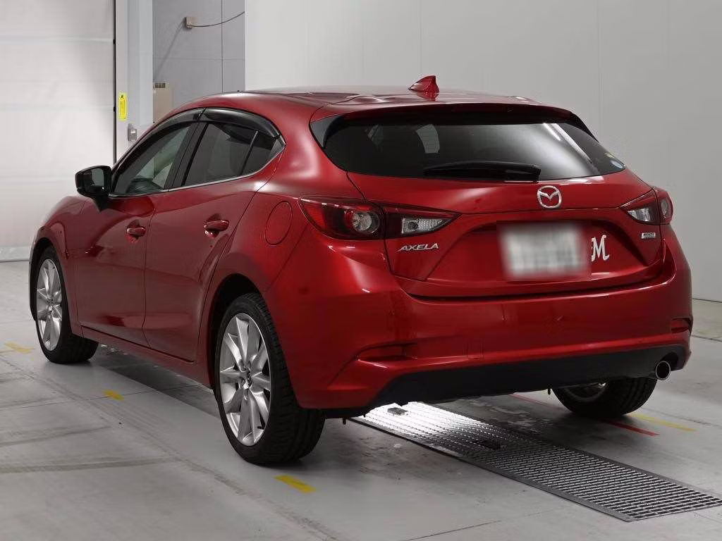 MAZDA AXELA