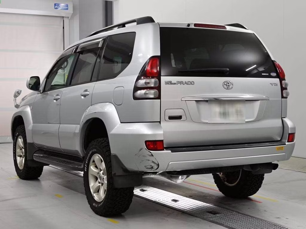 TOYOTA LAND CRUISER PRADO