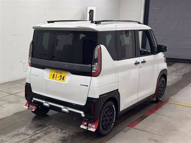 MITSUBISHI DELICA MINI