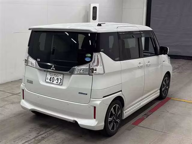 MITSUBISHI DELICA D:2
