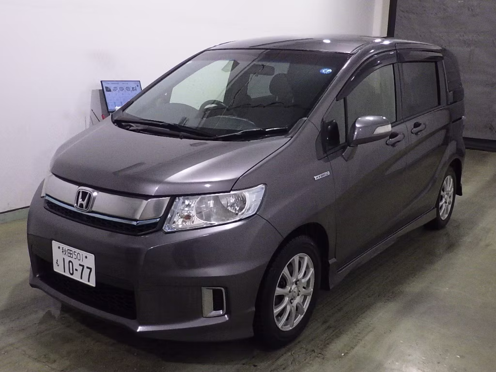 HONDA FREED SPIKE
