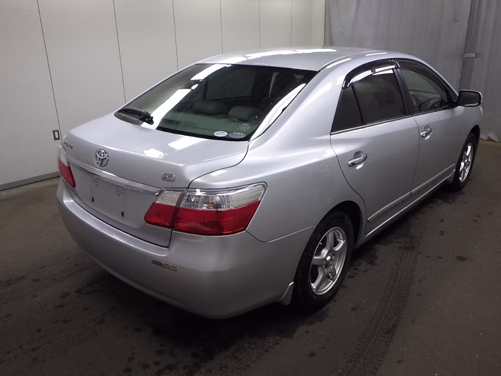 TOYOTA PREMIO