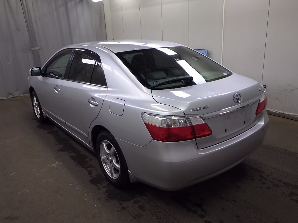 TOYOTA PREMIO