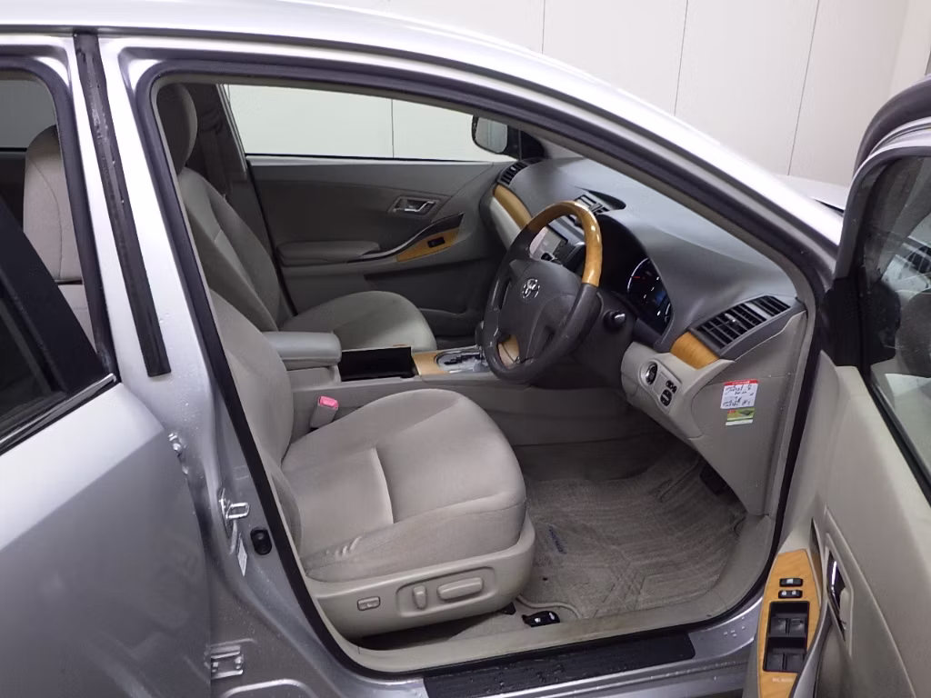 TOYOTA PREMIO