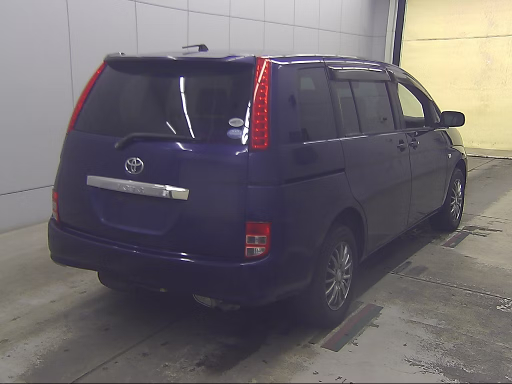 TOYOTA ISIS