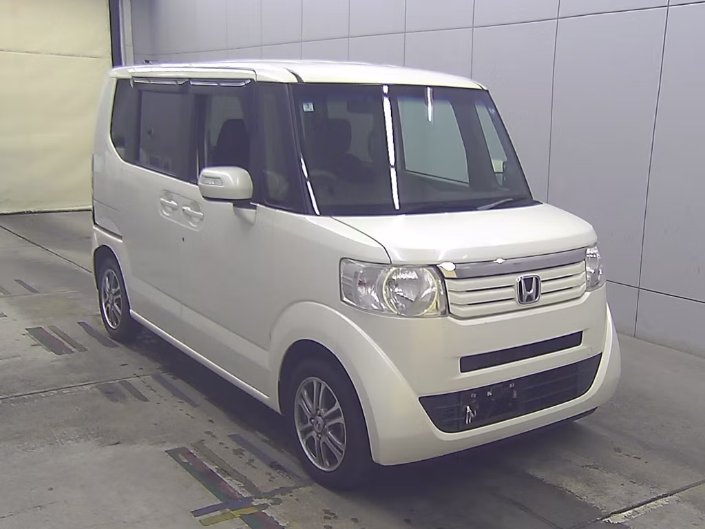 HONDA N-BOX