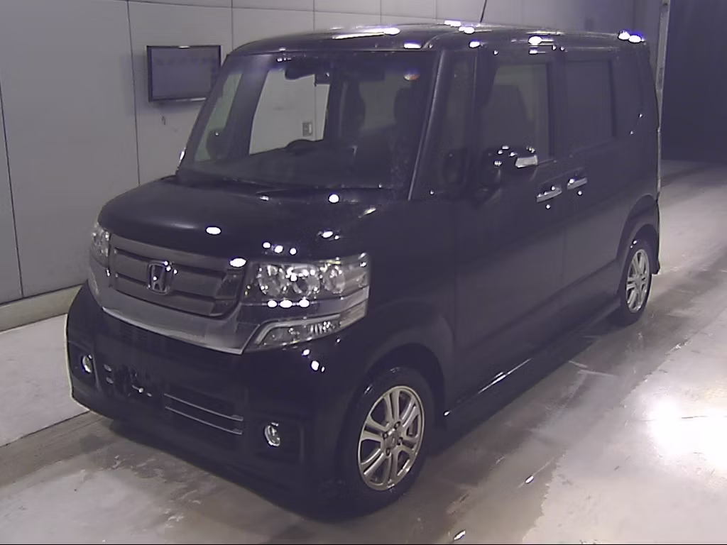 HONDA N-BOX