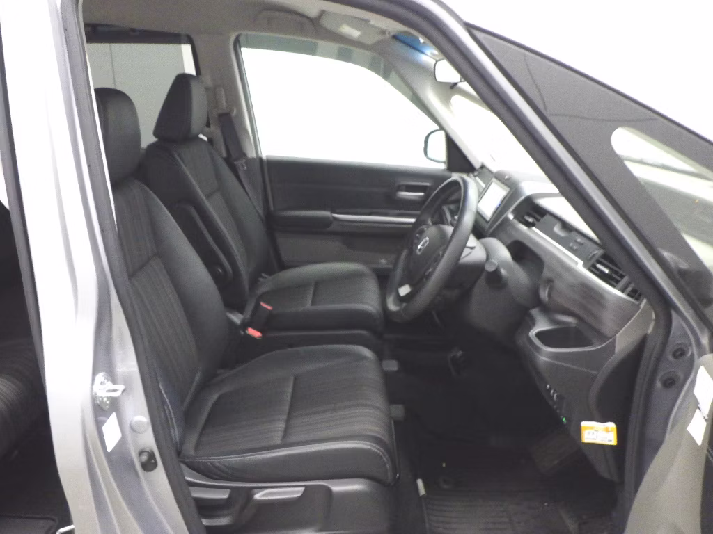 HONDA FREED+