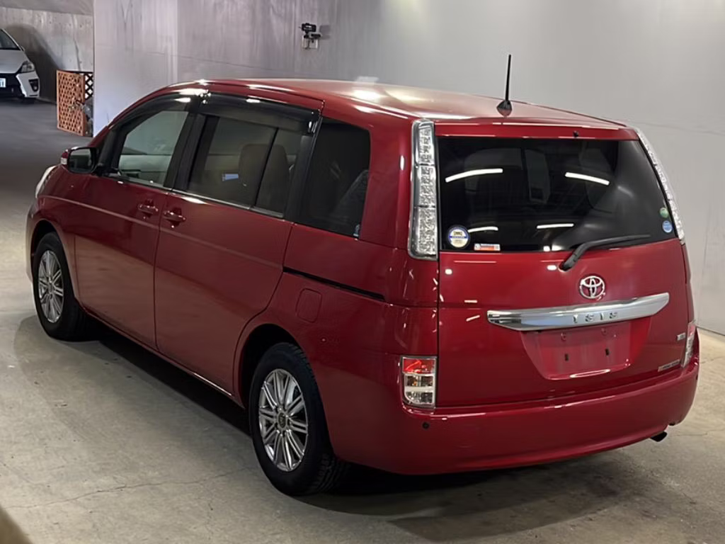TOYOTA ISIS