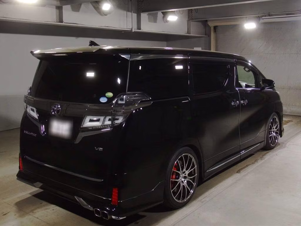 TOYOTA VELLFIRE