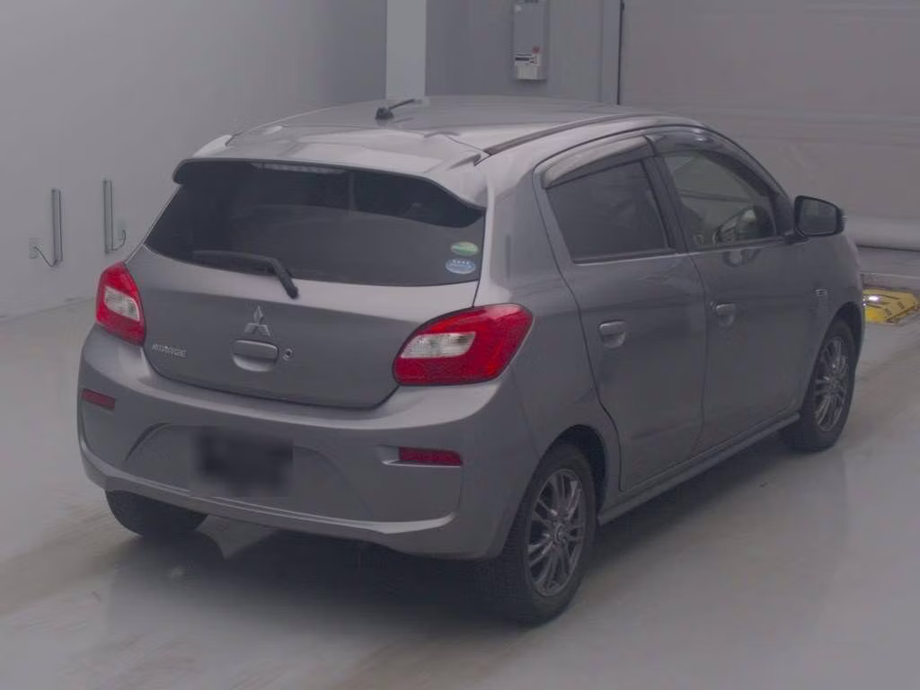 MITSUBISHI MIRAGE