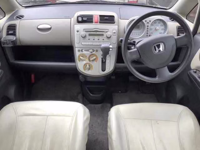 HONDA LIFE