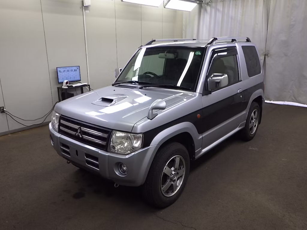MITSUBISHI PAJERO MINI