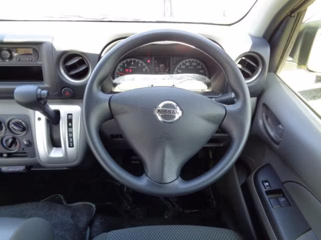 NISSAN CARAVAN