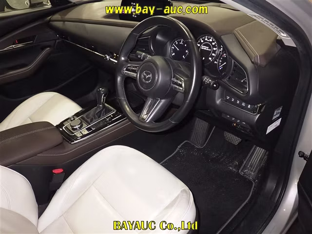 MAZDA CX-30