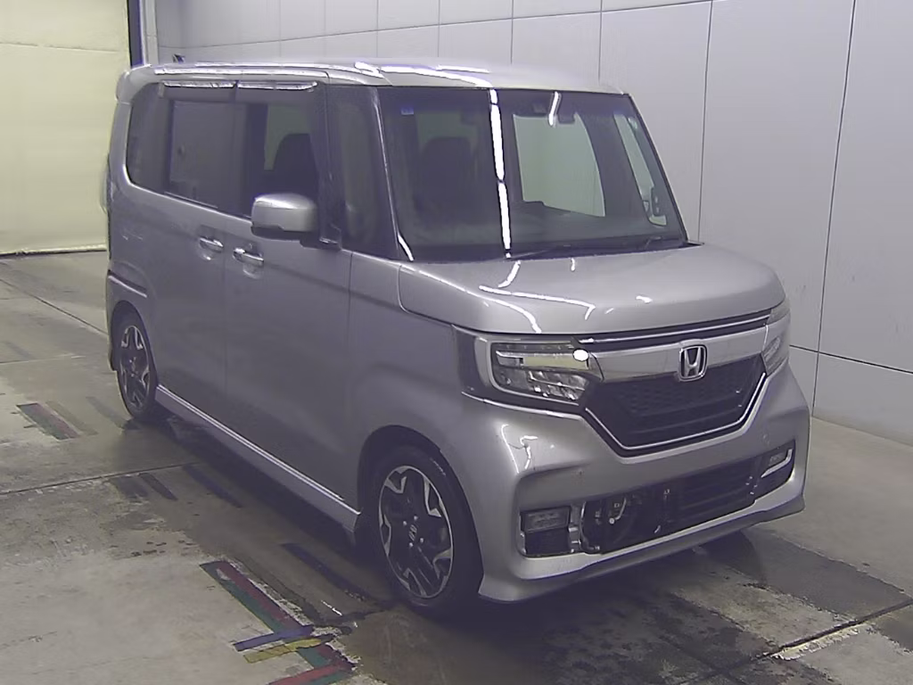 HONDA N-BOX