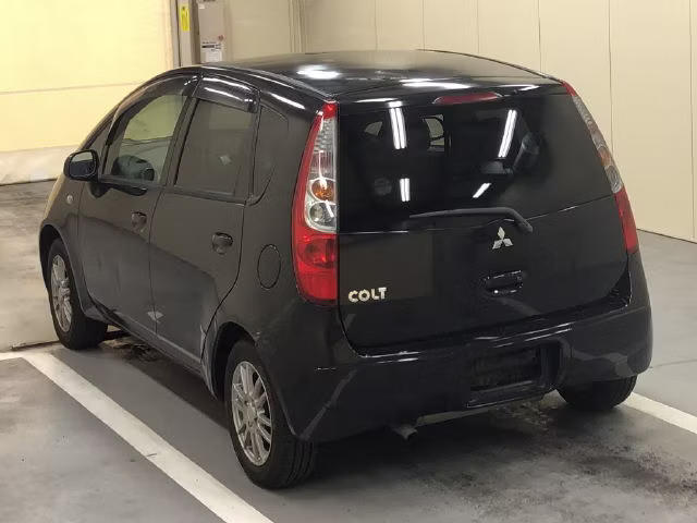 MITSUBISHI COLT