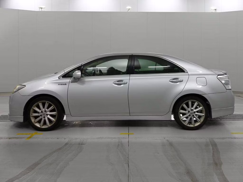 TOYOTA SAI