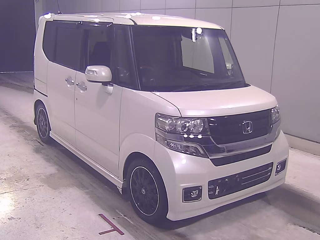 HONDA N-BOX