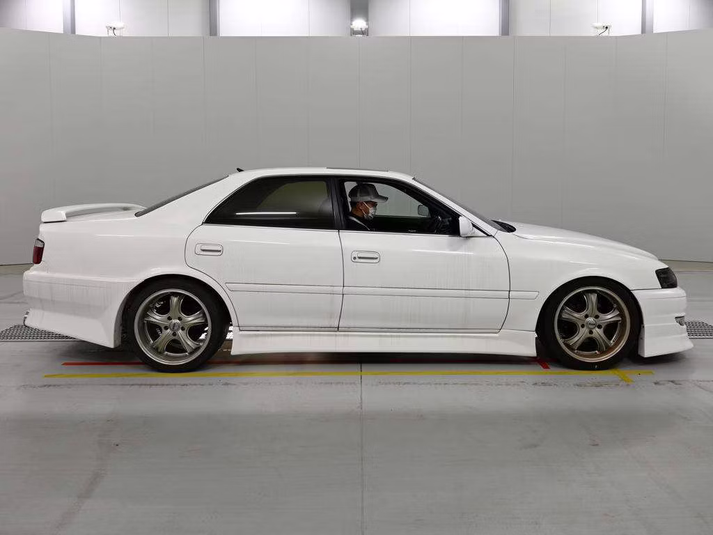 TOYOTA CHASER