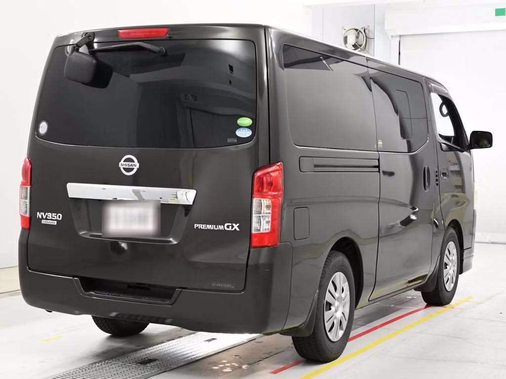 NISSAN NV350 CARAVAN
