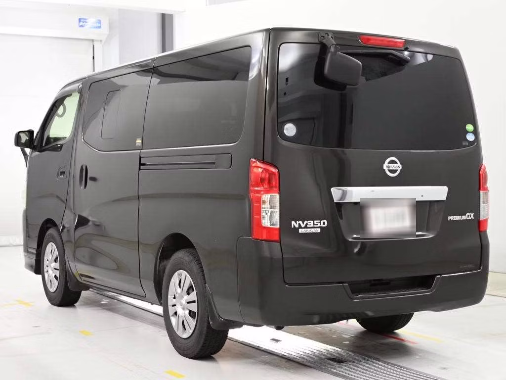 NISSAN NV350 CARAVAN