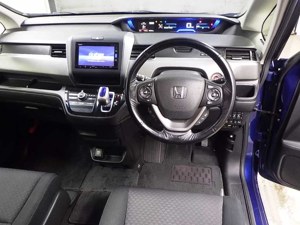 HONDA FREED+