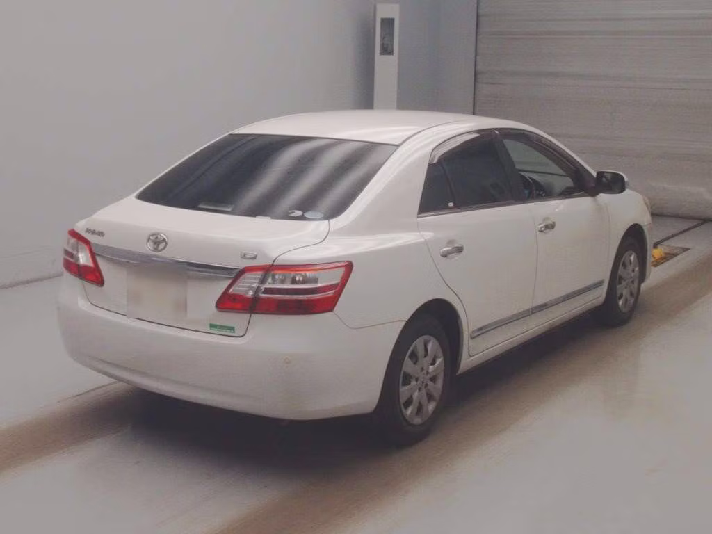 TOYOTA PREMIO