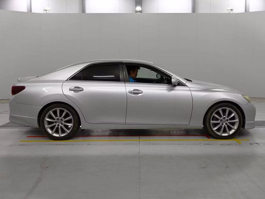 TOYOTA MARK X