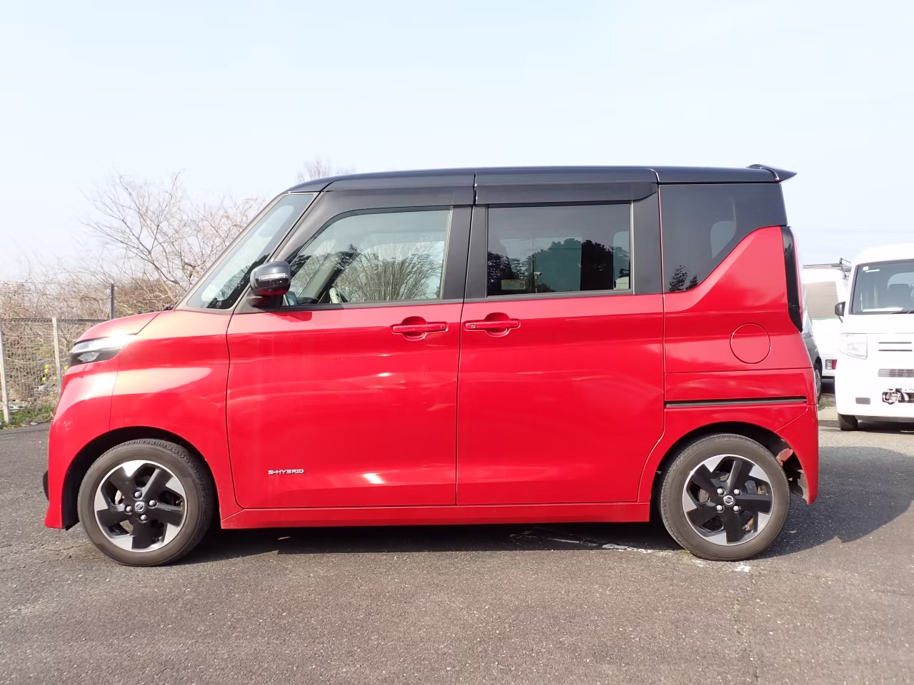 NISSAN ROOX