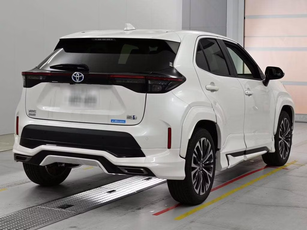 TOYOTA YARIS CROSS