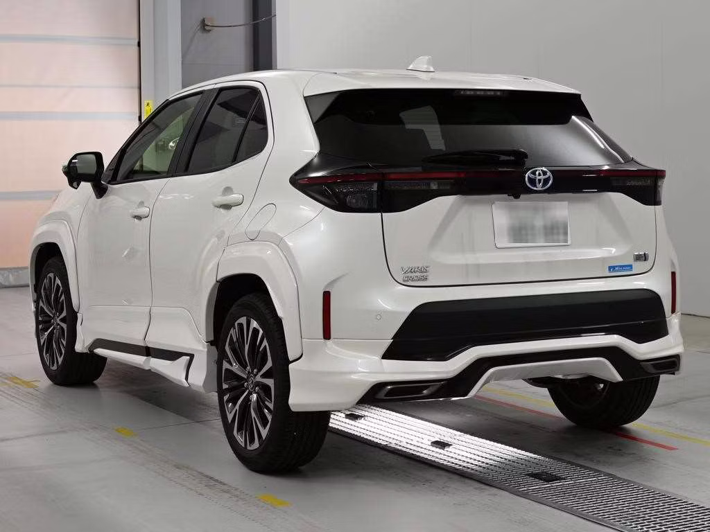 TOYOTA YARIS CROSS