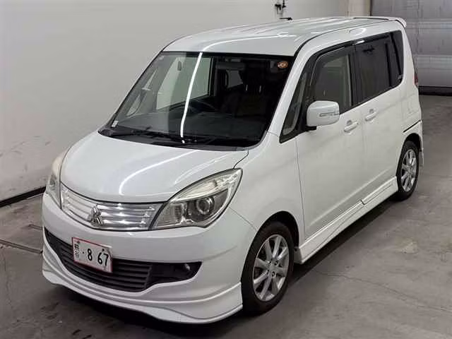 MITSUBISHI DELICA D:2