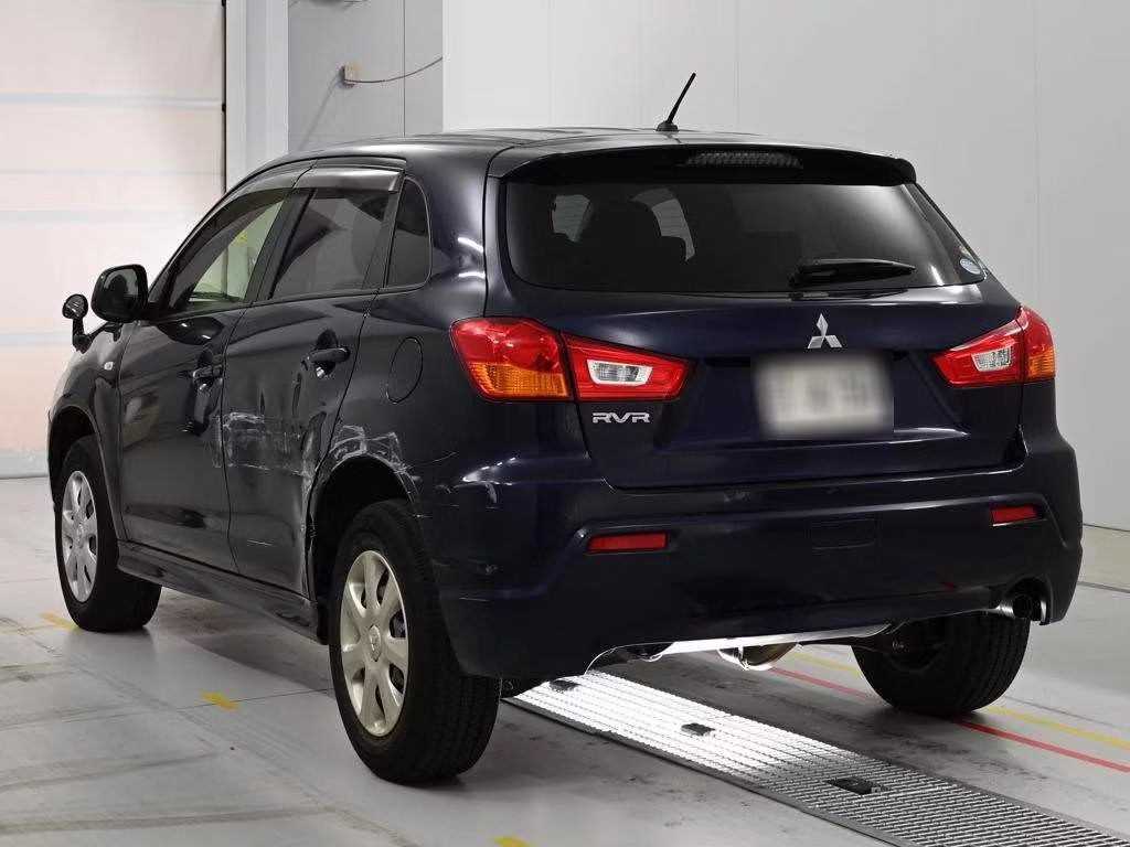 MITSUBISHI RVR