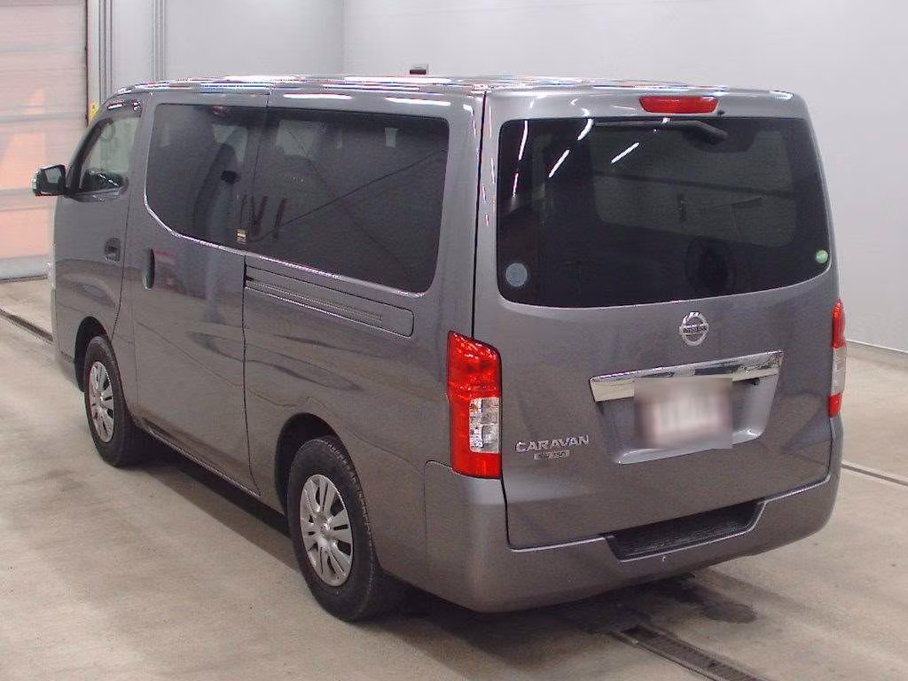 NISSAN NV350 CARAVAN