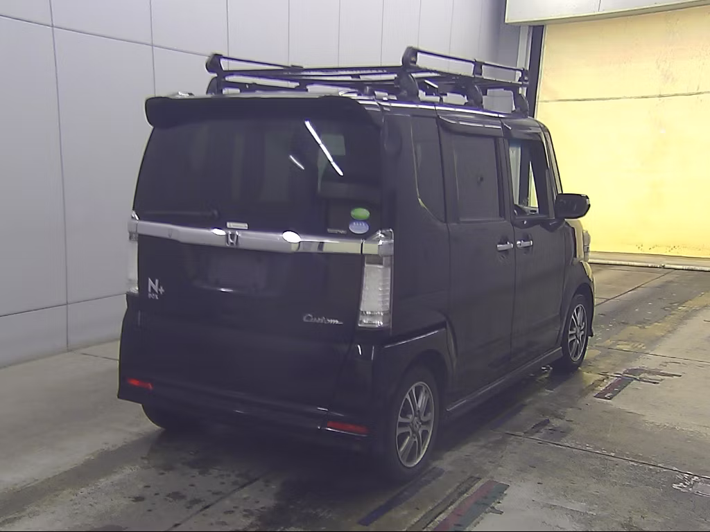 HONDA N-BOX+