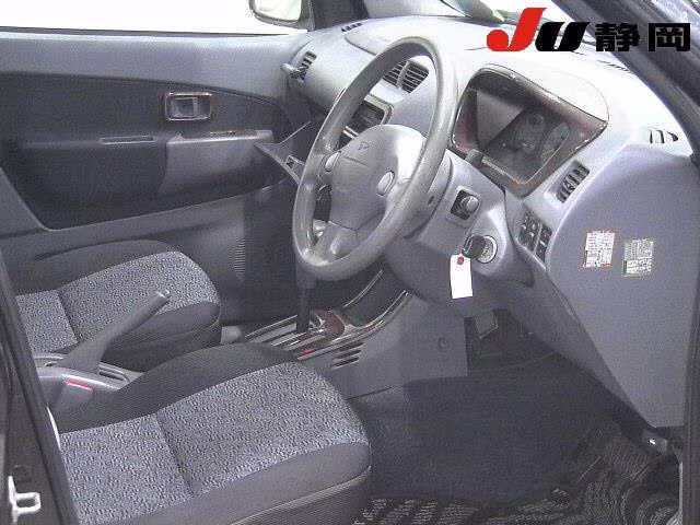 DAIHATSU TERIOS KID