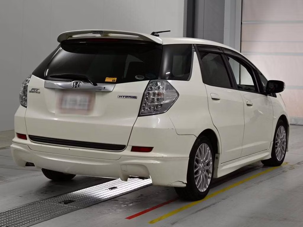 HONDA FIT SHUTTLE